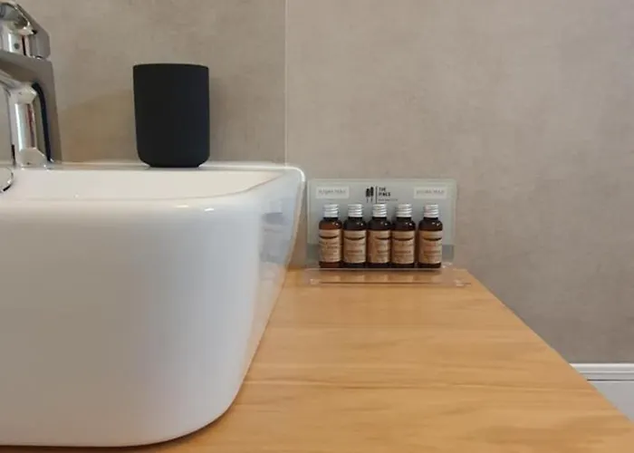 The Pines Serviced アパート *